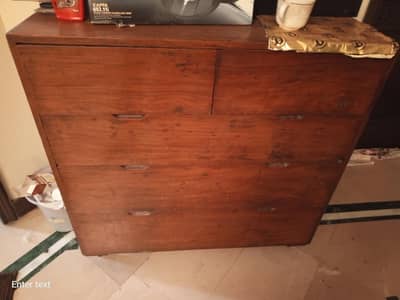 Vintage chest of drawers