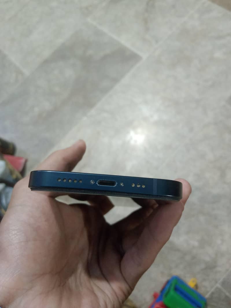 iphone 13 4