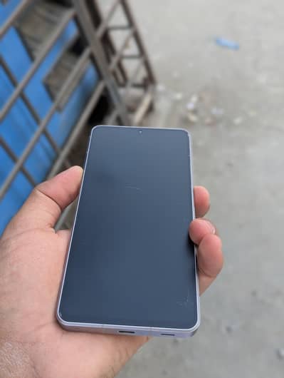 Aquos R7