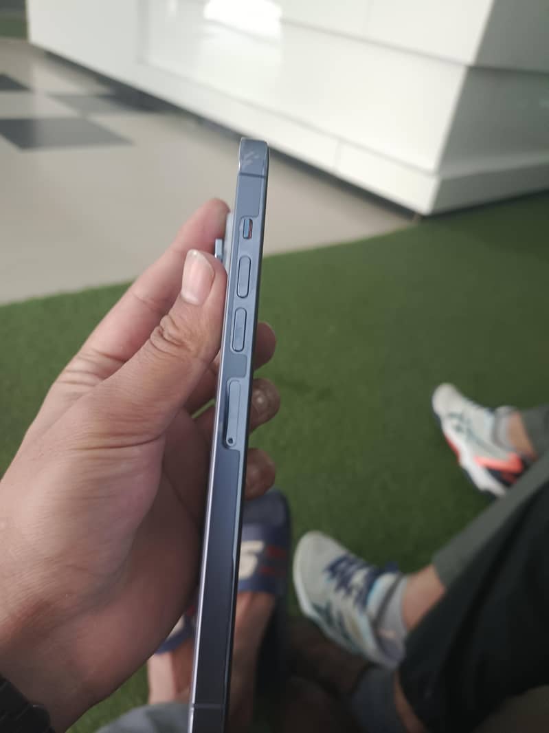 iphone 13 pro max 2