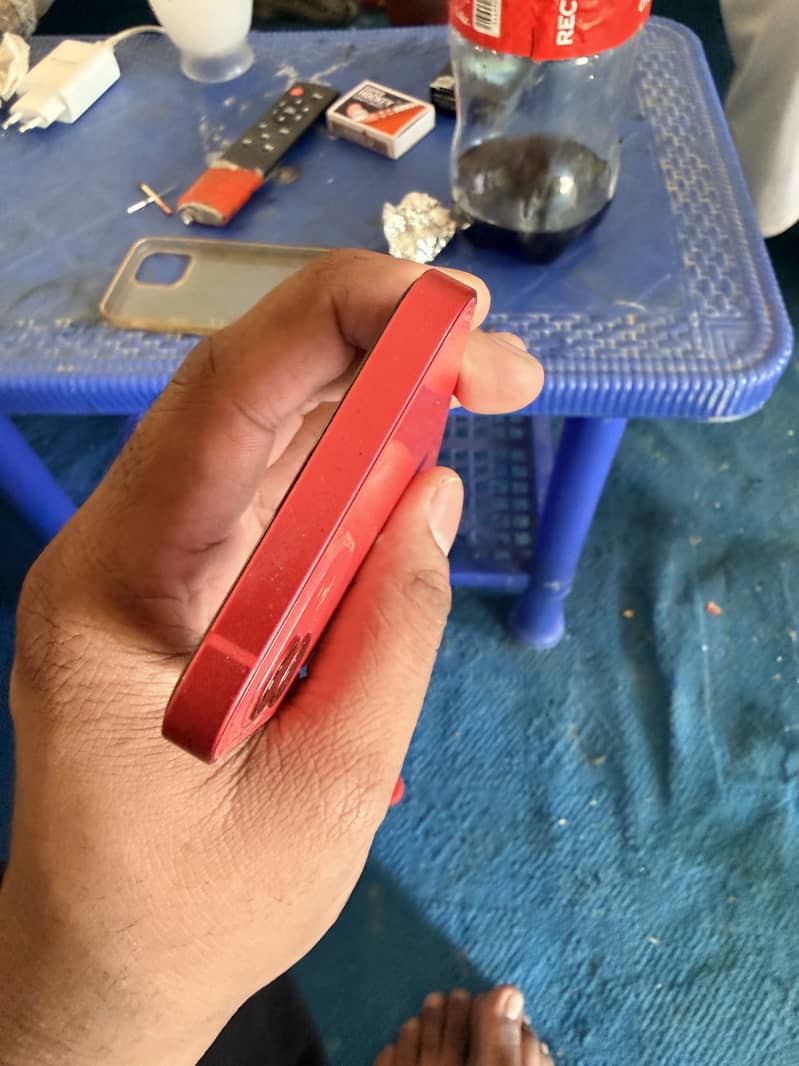 Iphone 12 4