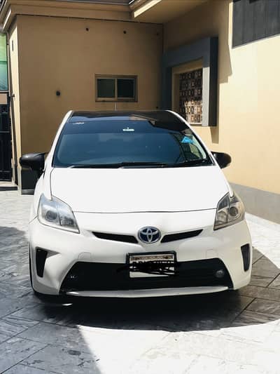 Toyota prius 2011 S edition 1.8