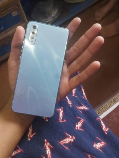 vivo S1 4gb 128 storage