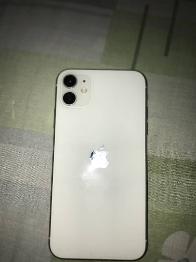 Apple 4