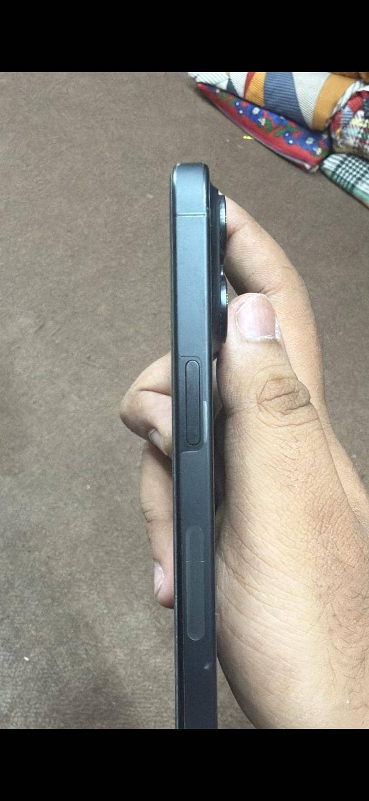 iphone 15 pro 3