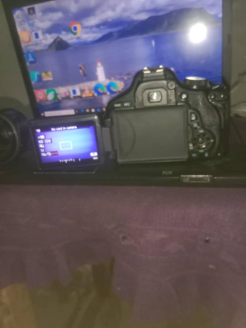DSLR camera 2