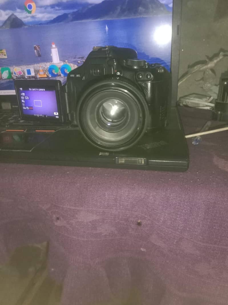 DSLR camera 3