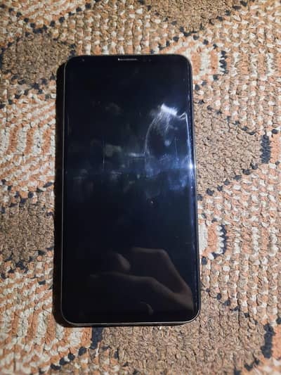LG V30