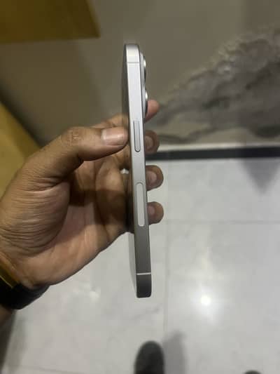 iPhone 15 pro 256gb