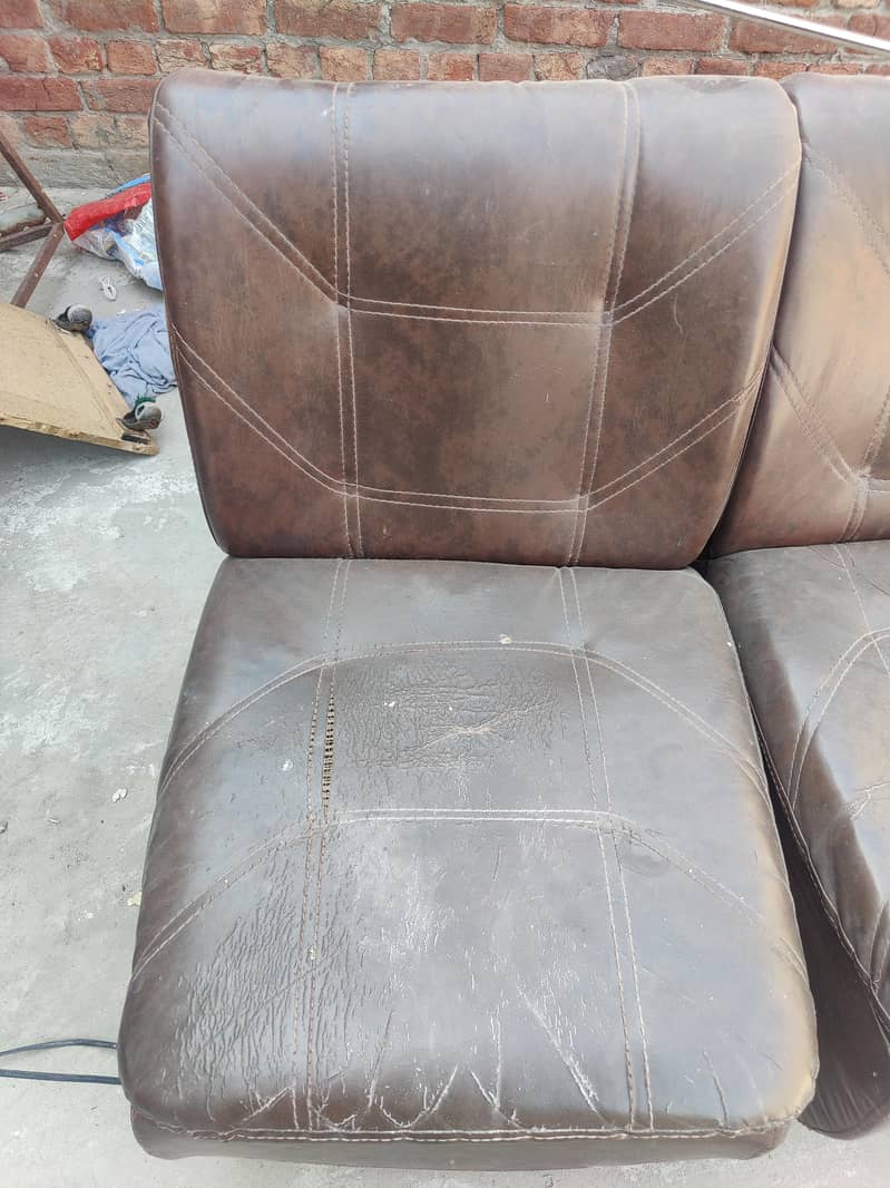6 sofas 2