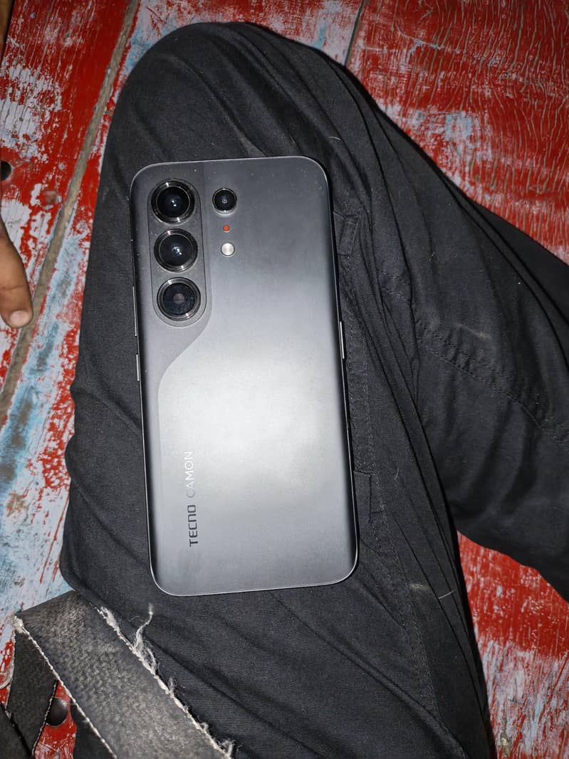 techno camon 50 pro 0