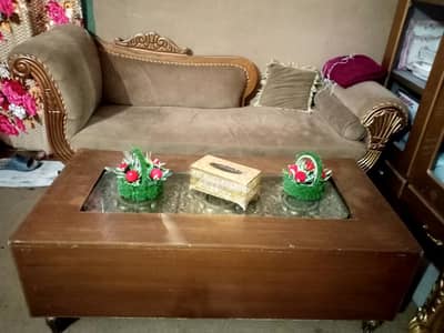 chinioty Deewan  sofa with table