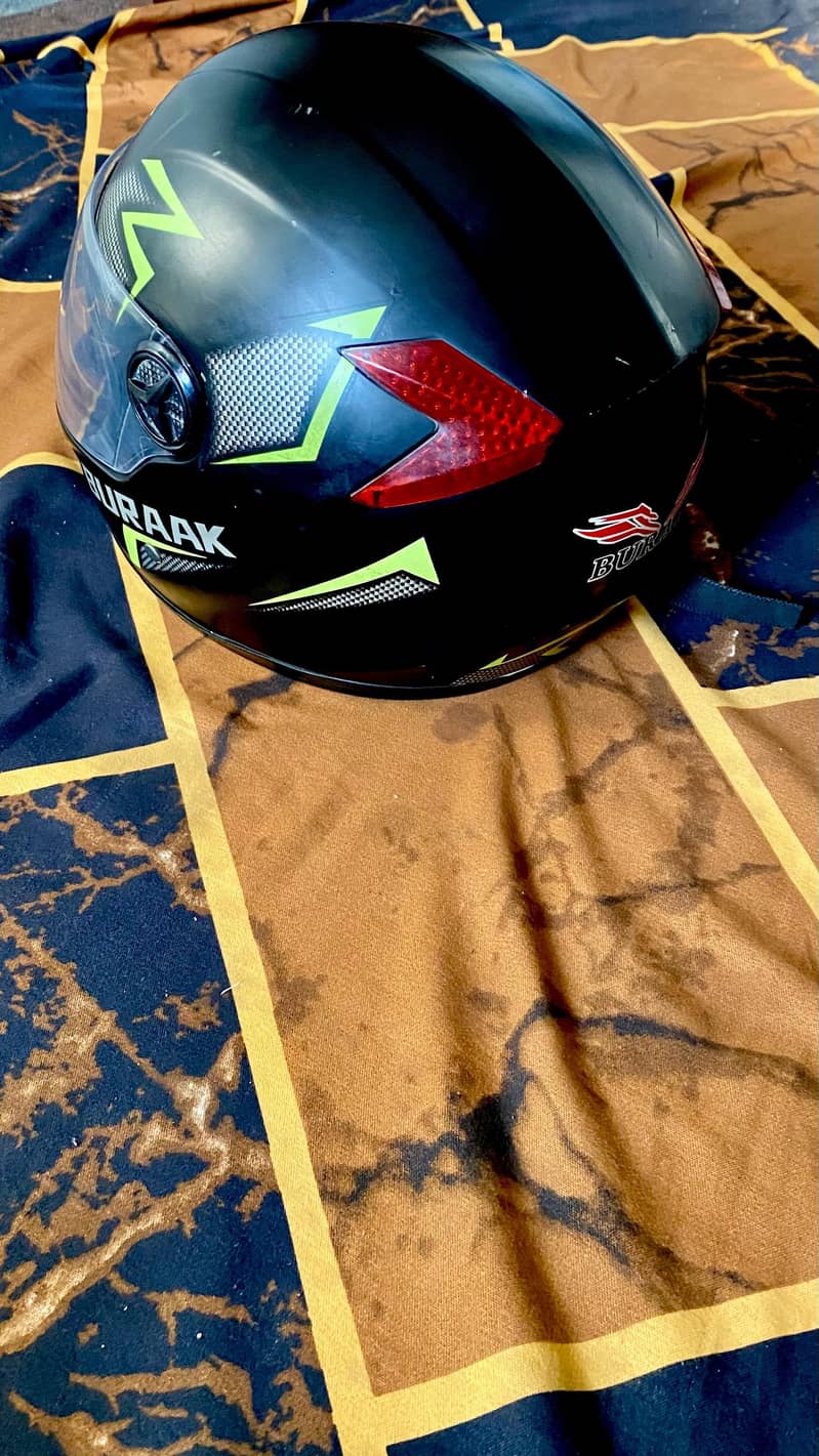 helment 2