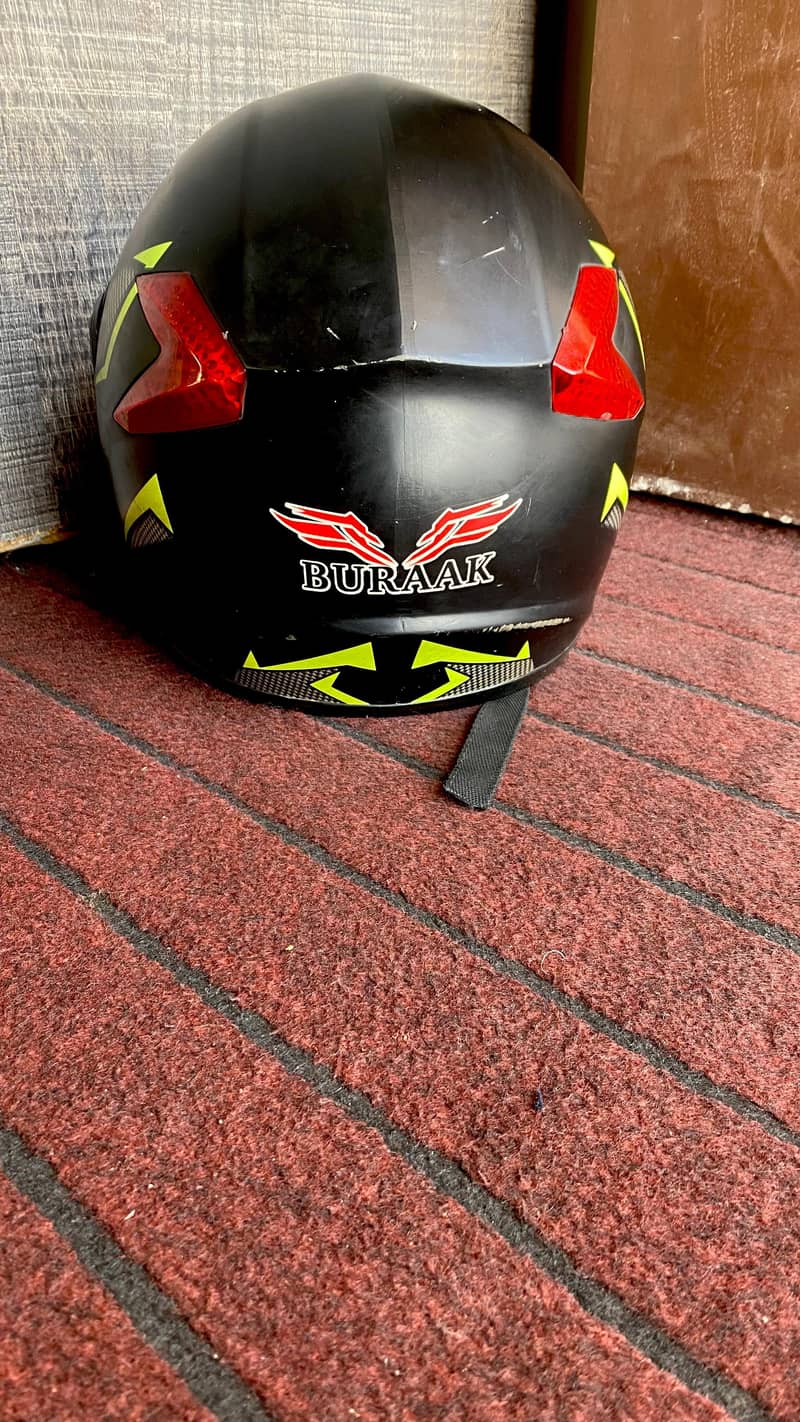 helment 13