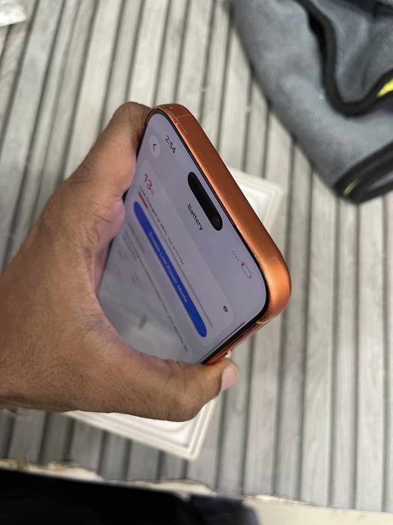 iPhone 17 Pro Max 6