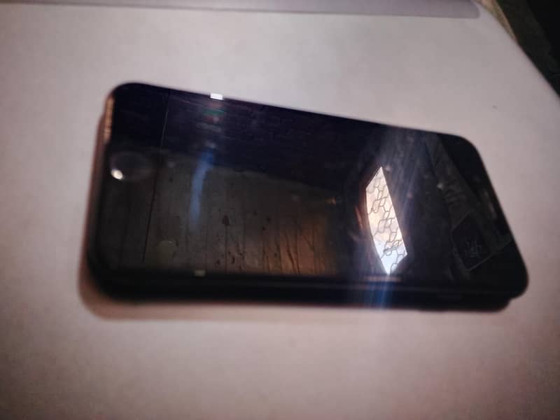 iphone 8 3