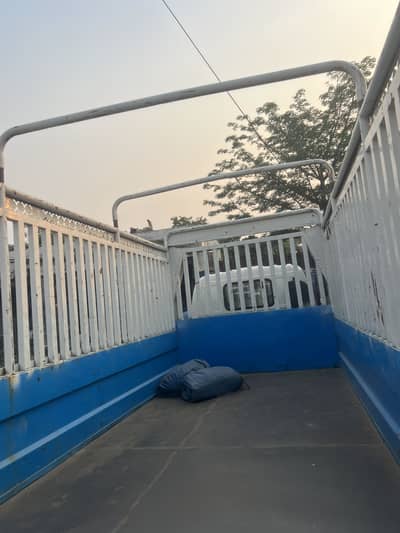 15 Container open Body