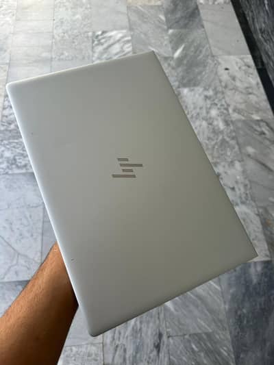 HP Elitebook 755 G5