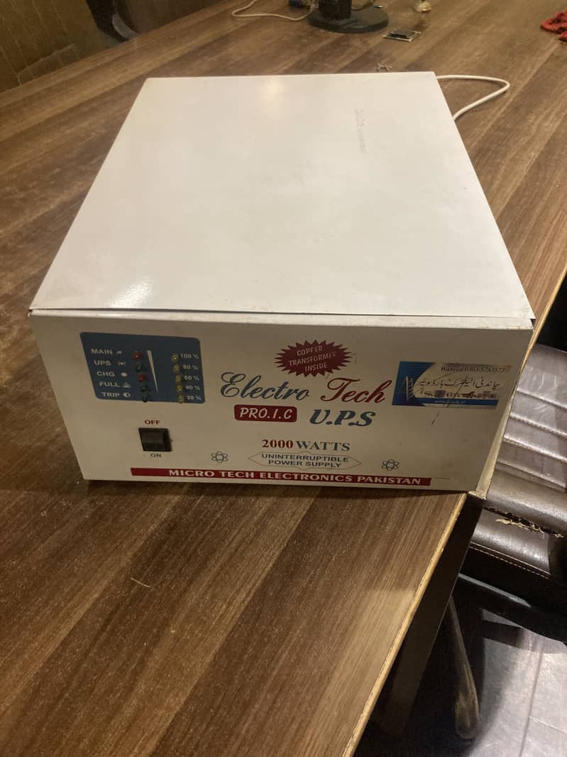 3000 Watt UPS 9