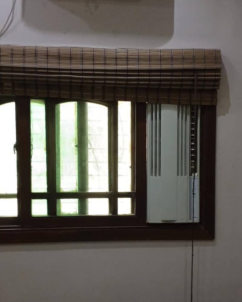 window A. C 0