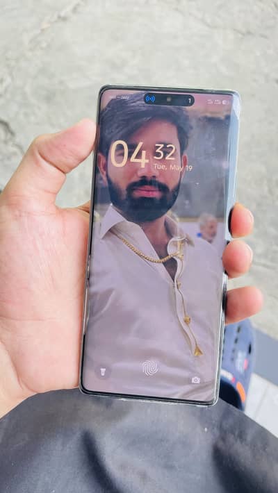 infinix zero 40 pta approved 12/256 urgent sale