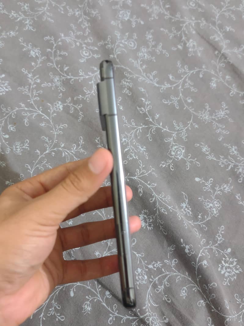 PIXEL 8 PRO 6