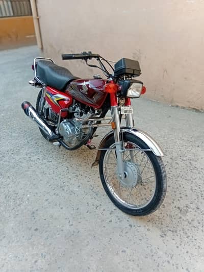 Honda CG 125 Model 2025 - Lush Condition - Urgent Sale