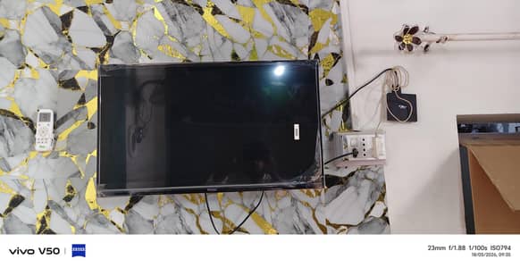 haier smart led 32 inches with android box Bluetooth wala