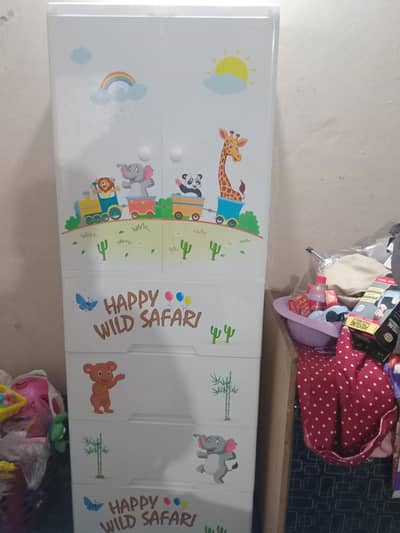 kidz safe almari for sale