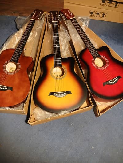 GUITAR /  BAG / PICS / GUITAR STRINGS / FREEEE
