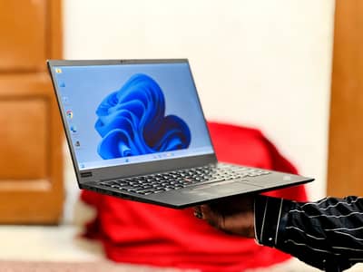 Lenovo Thinkpad X1 Carbon Gen 8