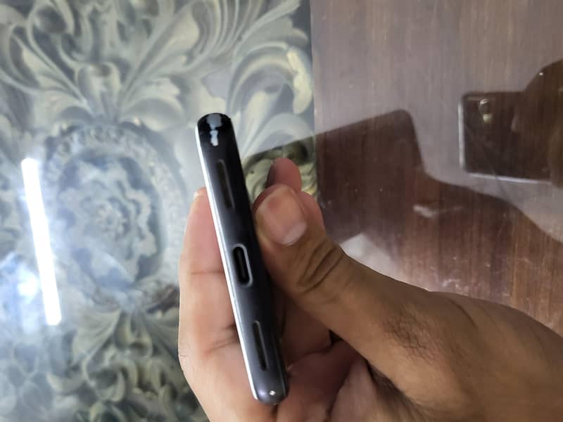 Pixel 4 6/64 4