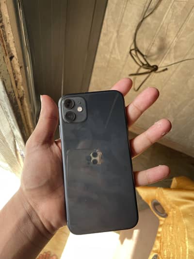 Aoa i am selling iphone 11
