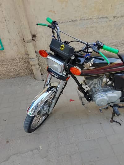 MashALLAH. for sale my Honda 125.03092895136