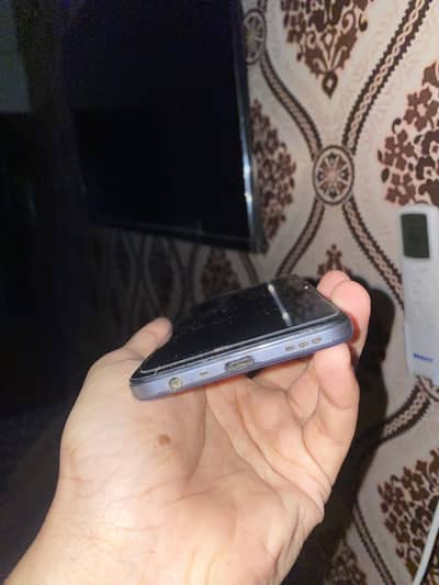 Oppo f17 8/128GB