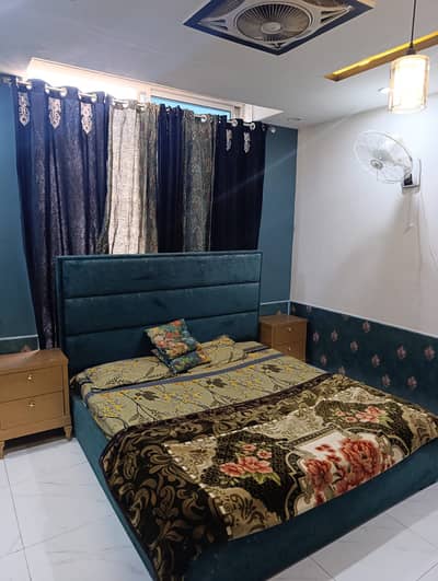 Par day short tim luxury flat comfortable jabardasth room