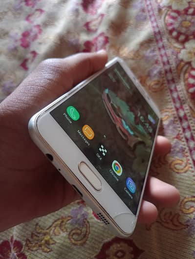 Samsung C5