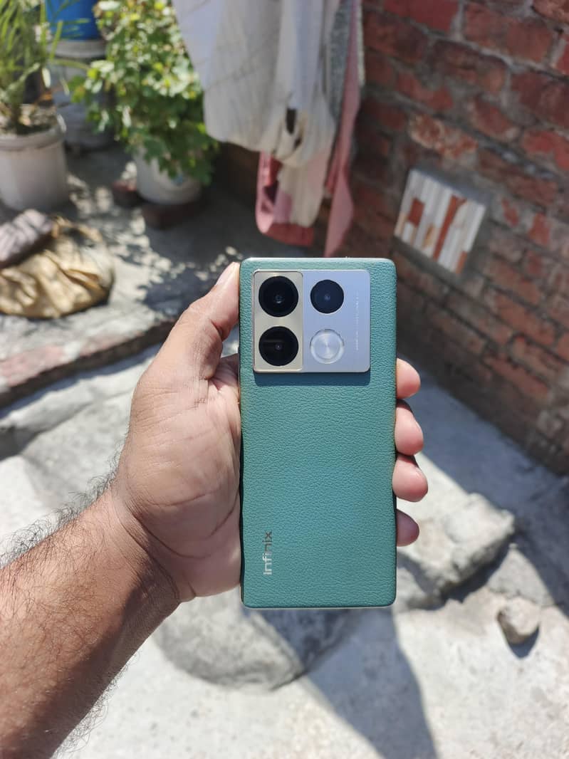 infinix note 40 pro 0
