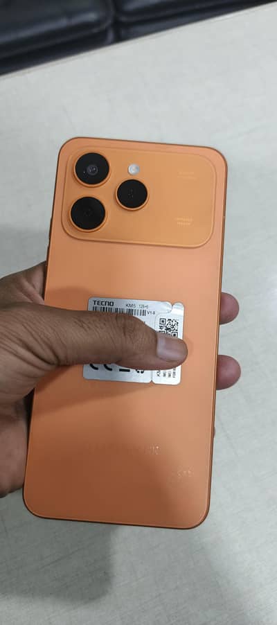Tecno Spark 40  6/128
