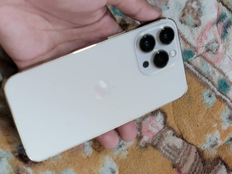 iphone 13 pro 0