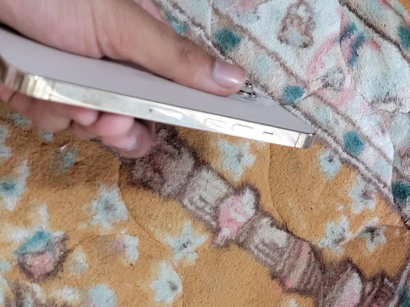 iphone 13 pro 3