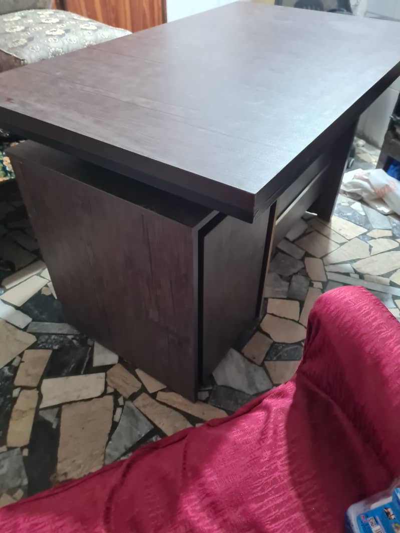Office Table/CEO Table 2