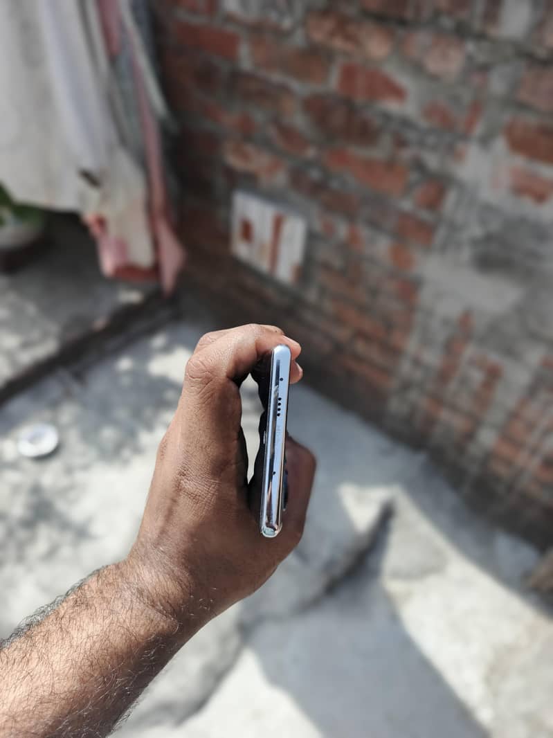 tecno camon 40 pro 2