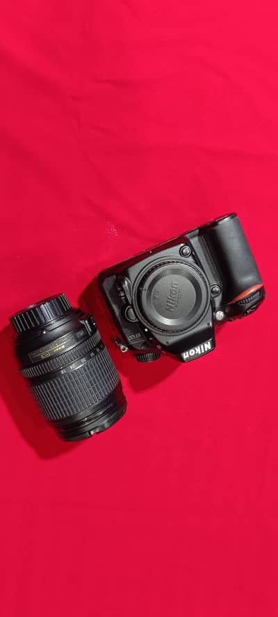 Nikon D7100 18-105mm lens  Fixed Price