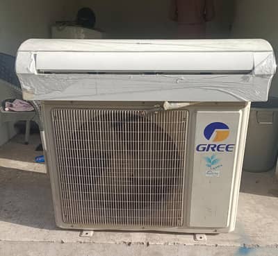 GREE fary 1.5 TON DC INVTR HEET AND COOL Totall JANION