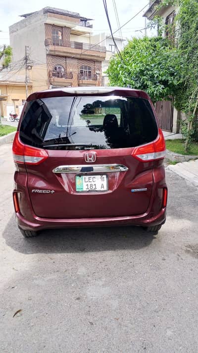 Honda Freed Plus 2017/2018