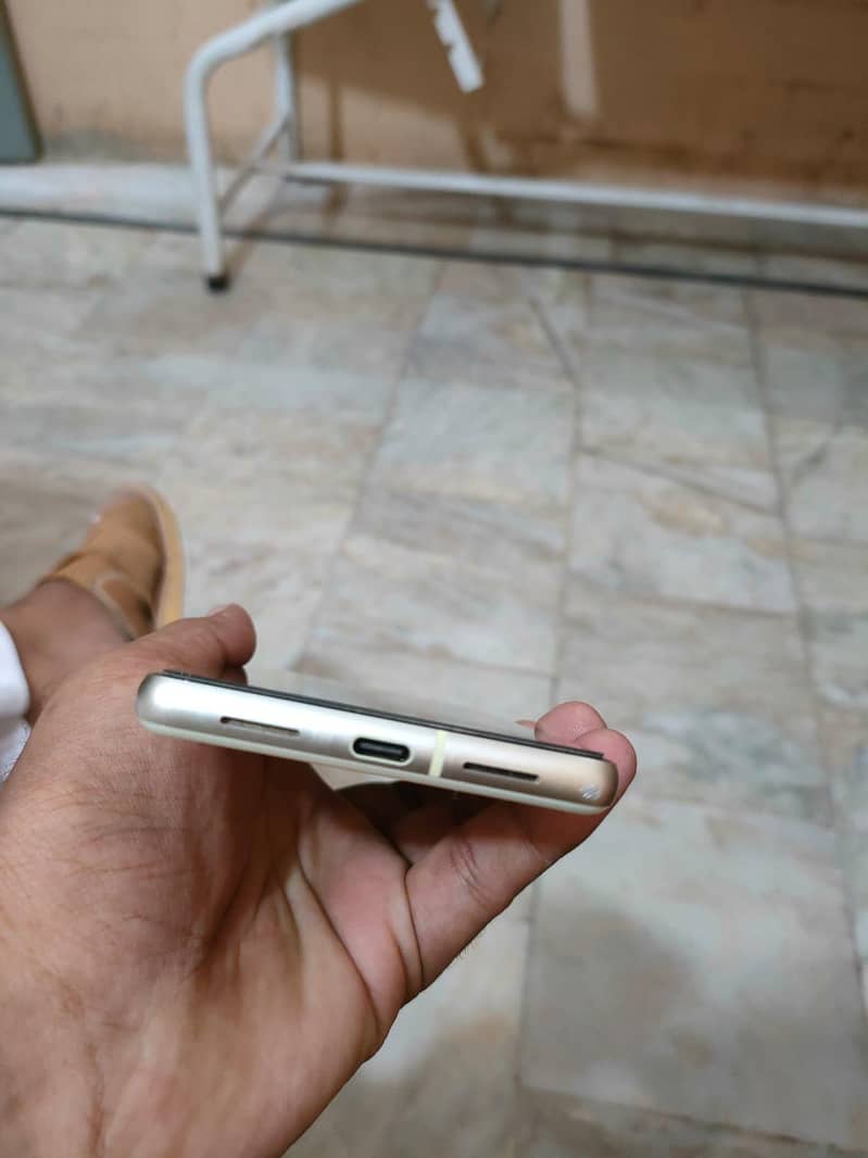 Google Pixel 7 2