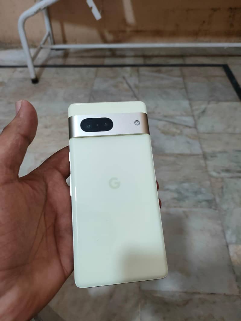 Google Pixel 7 6
