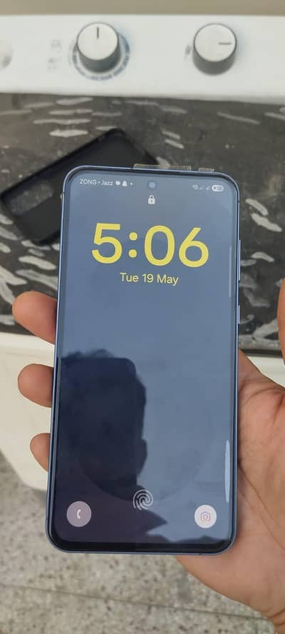 aoa samsung a55 5g brind new condition