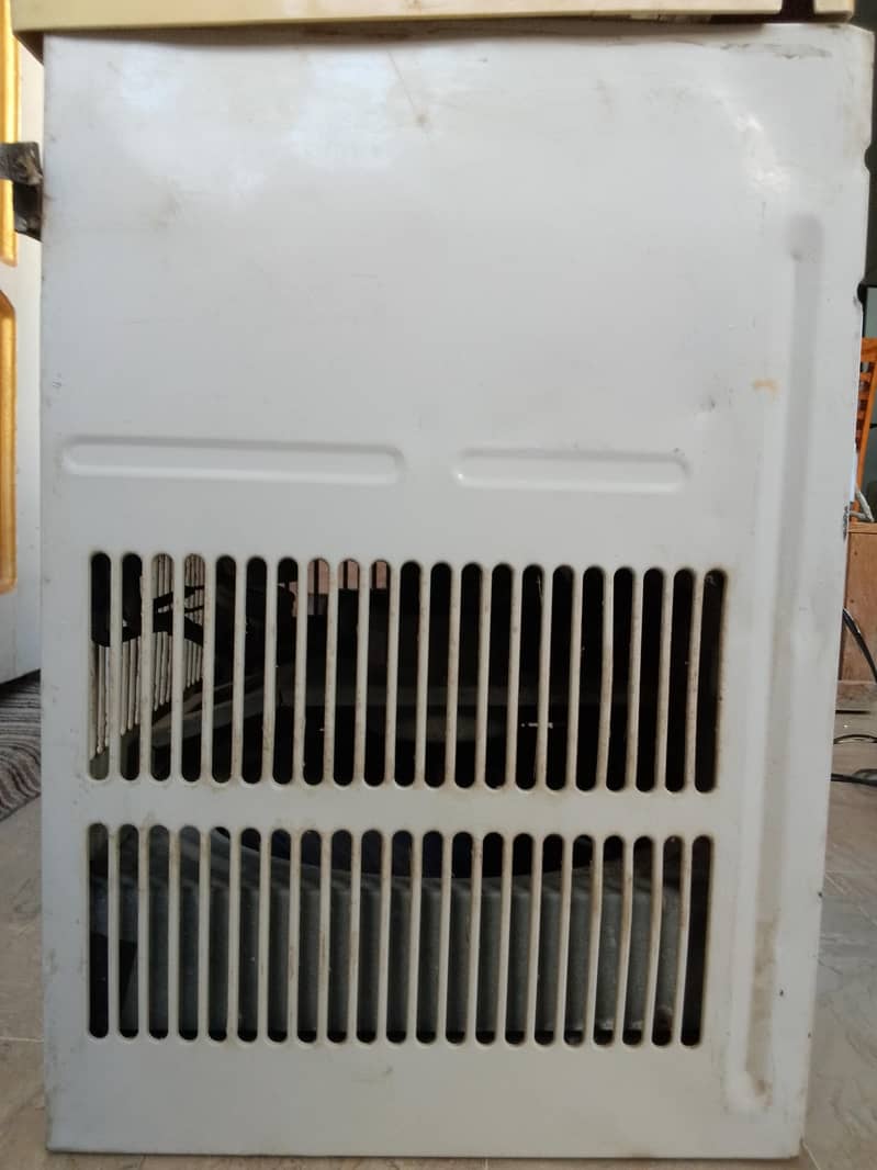 Window A/C 0.75 Ton 4